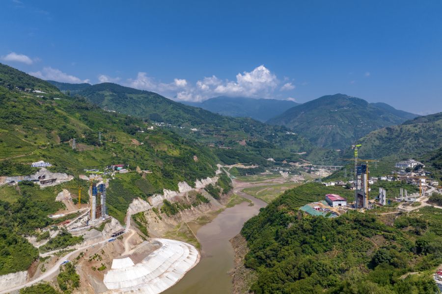 建設中的黑水河特大橋.jpg